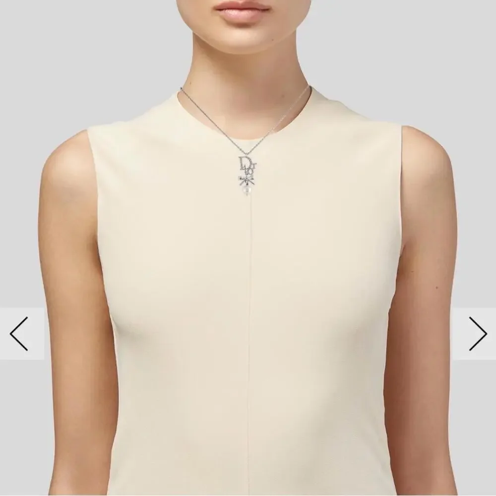 Christian Dior Silver Ribbon Pearl Pendant Necklace - Picture 6 of 6